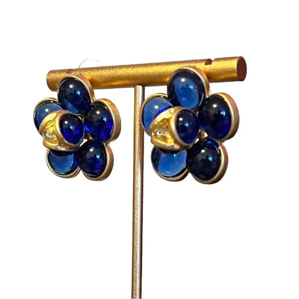 NEW 14K Gold Plated Chanel Style Camellia Blue Glass Cabochon Earrings - Picture 3 of 7